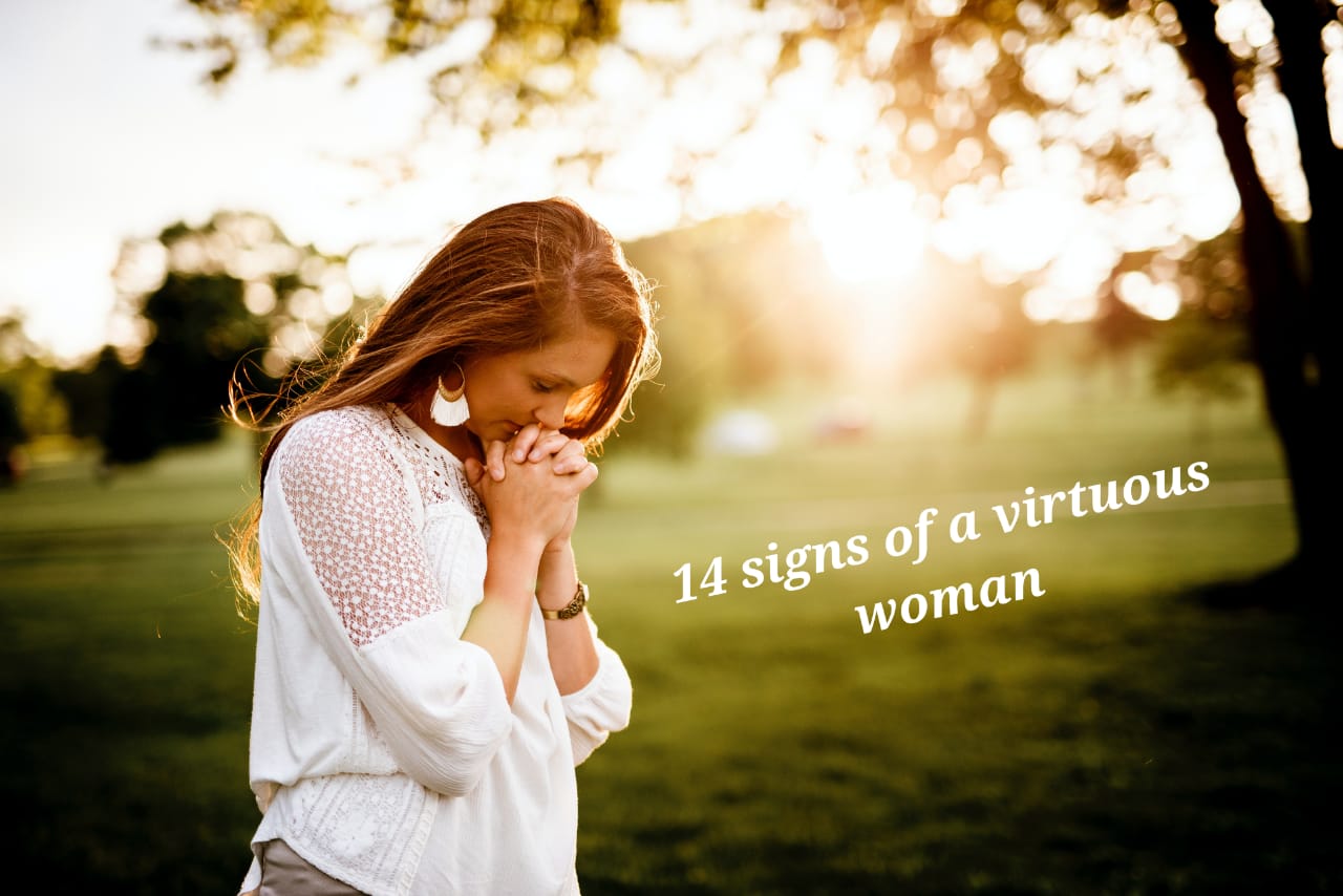 signs of a praying woman